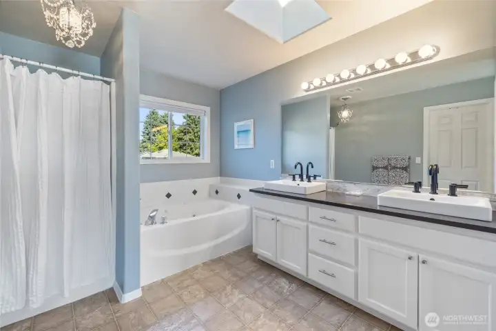 5 piece EnSuite