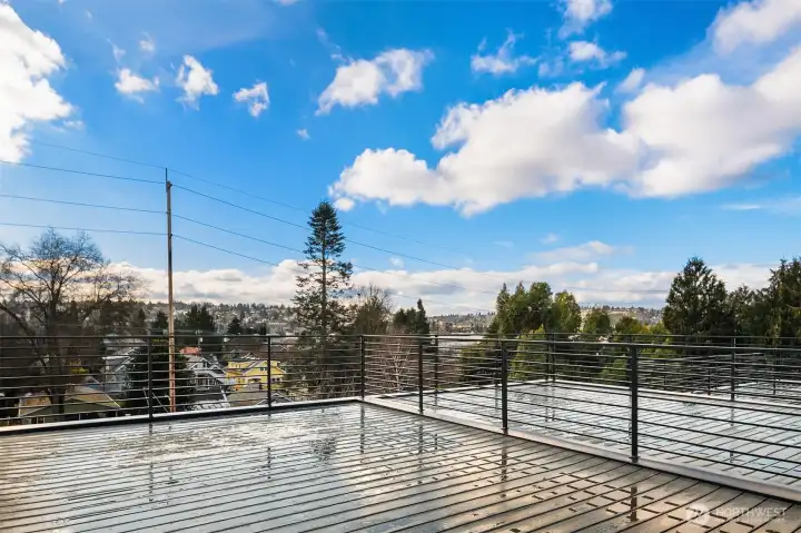 Roof top deck