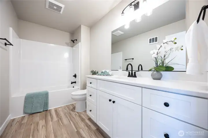 Shared full bathroom upstairs