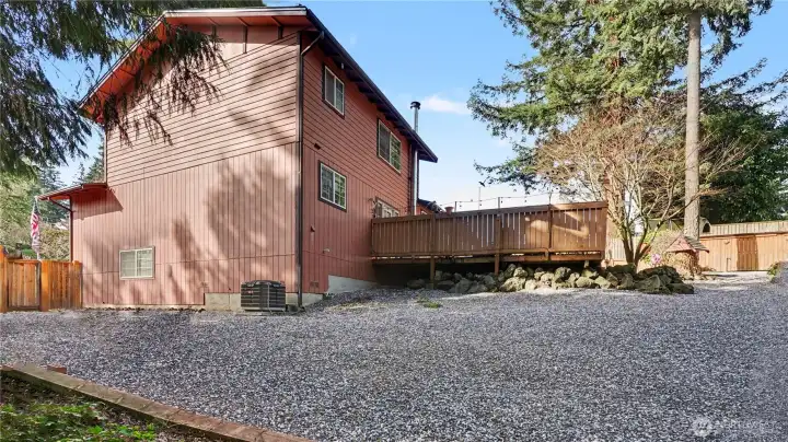 Low maintenance side yard, perfect for storing extra toys!