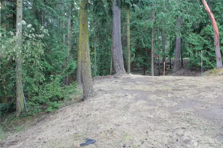 Boundaries are marked, two builders have developed designs for this: Estes & Anderson before buyers decided not to build.