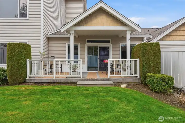 Nice grass area in the back yard