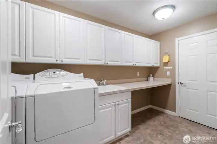 Door to the garage from laundry room