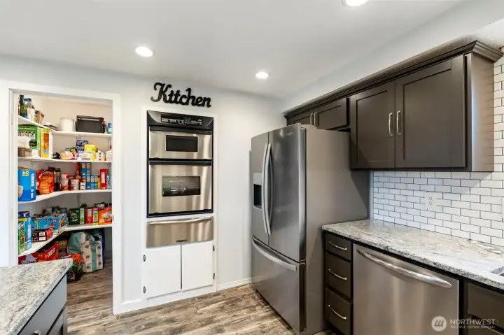 Walk In Panty plus Double Ovens