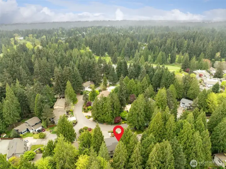 Located nearby Mill Creek Golf and Country Club