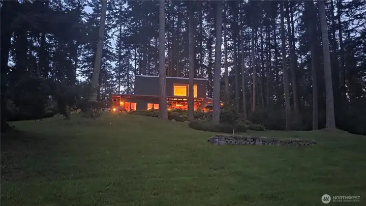 This iconic Dwell House, featured in Dwell, has also served as a successful VRBO, offering exceptional supplemental income potential.