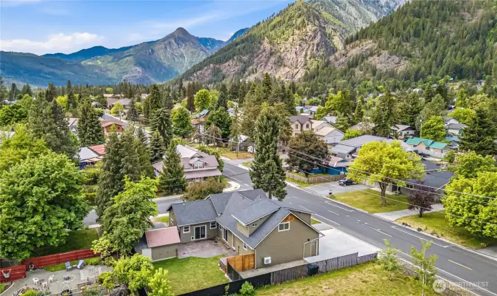 Convenient Mountain Living