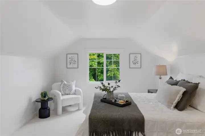 Upstairs Bedroom #1