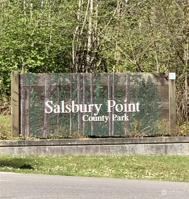 Salsbury Point Park - Waterfront park across the highway