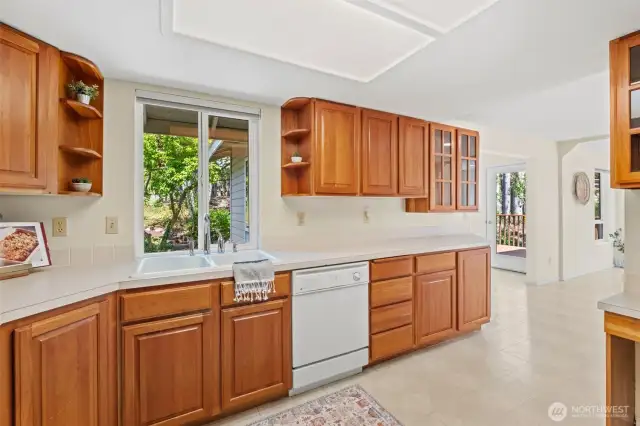 Plenty of Kitchen Storage