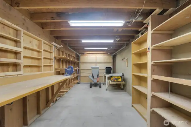 Garage/shop