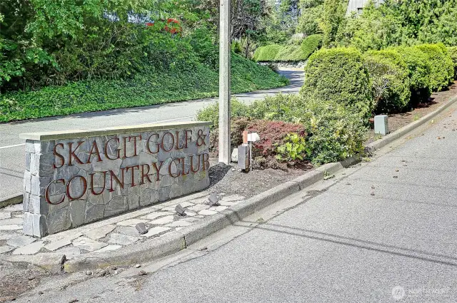 Welcome to Burlington Country club.