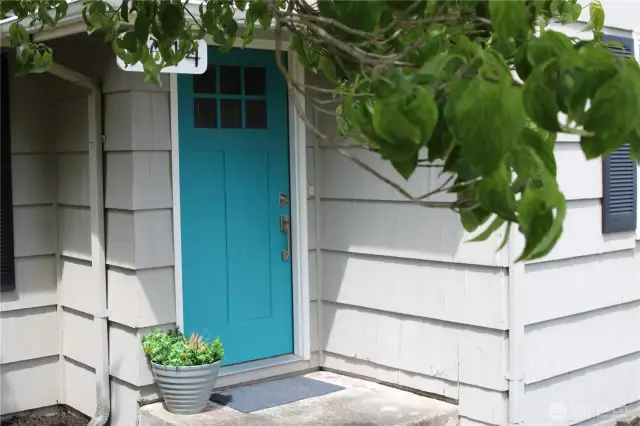 Adorable entry