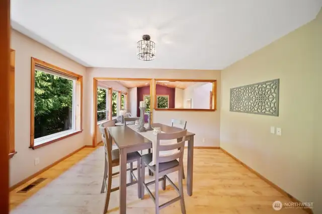 Dining room.