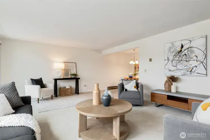 First time on the market in over 25 years! Turn this amazing & spacious space into a home that just right for you.