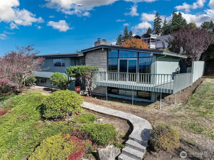 Floor to ceiling widows providing ample light