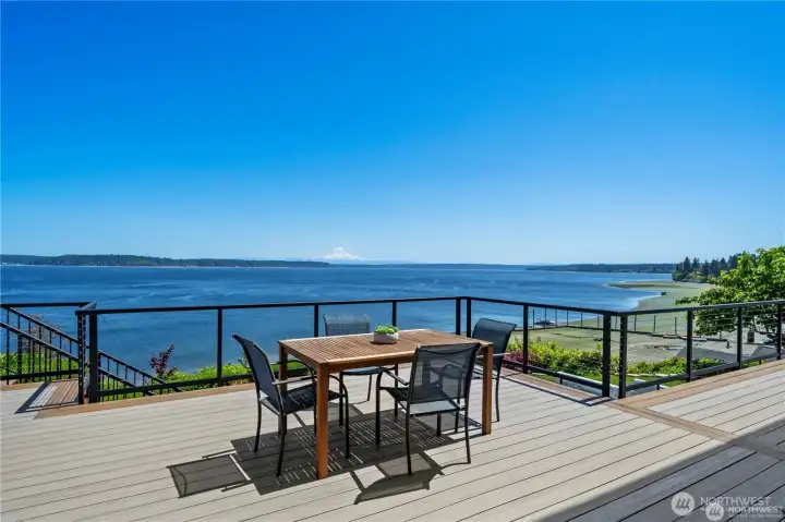 Many areas to enjoy the view from