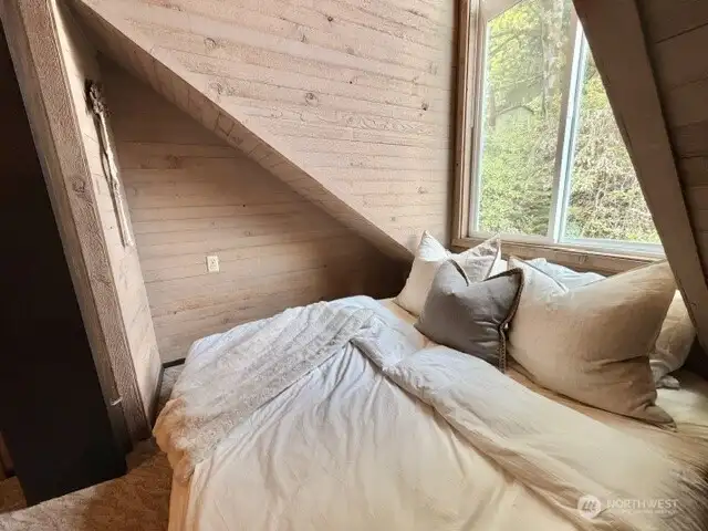 wake to the morning light
