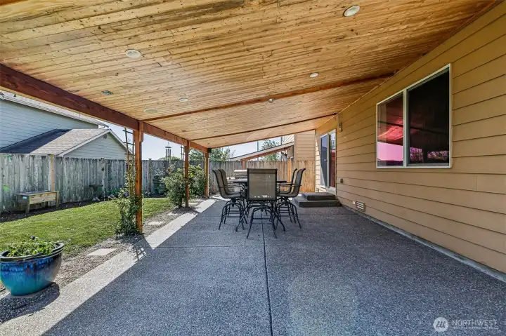 Enjoy entertaining on the covered outdoor patio