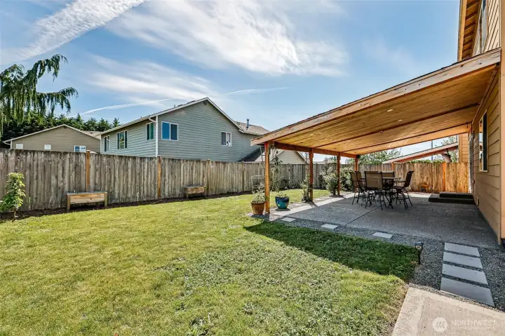 Large fully fenced yard