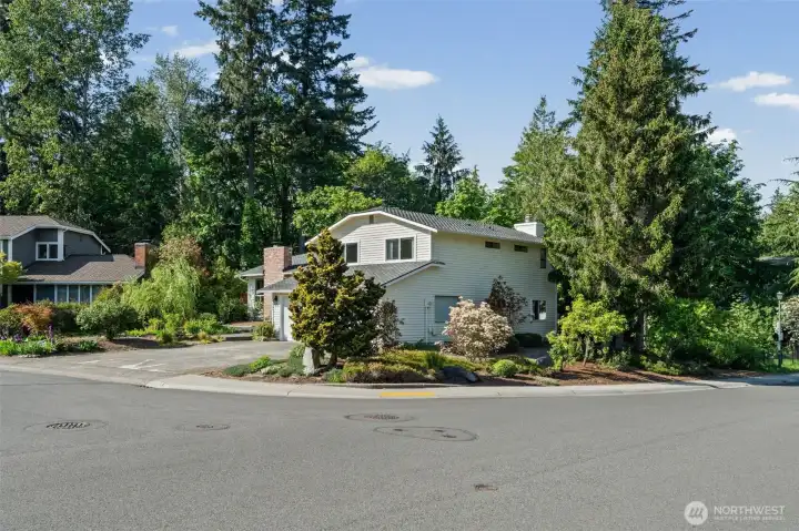 Corner lot