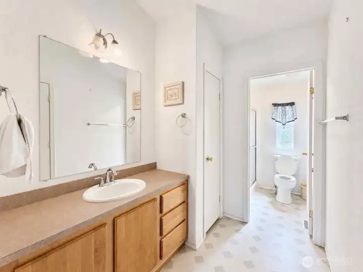 Primary bath