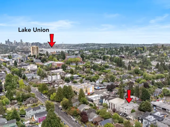 Centrally located residence with easy access to Lake Union and many of Seattle's most recognizable destinations. Centrally located residence with easy access to Lake Union and many of Seattle's most recognizable destinations.