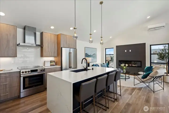 Photos represent builder's finish product and may not be exact.