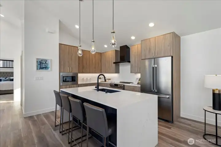 Photos represent builder's finish product and may not be exact.