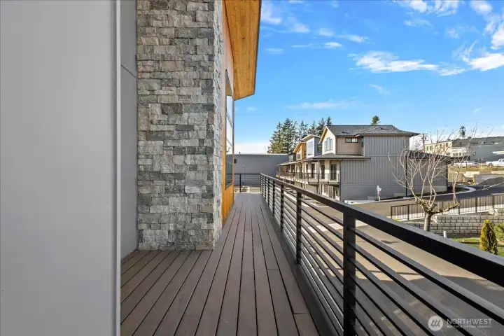 Photos represent builder's finish product and may not be exact.