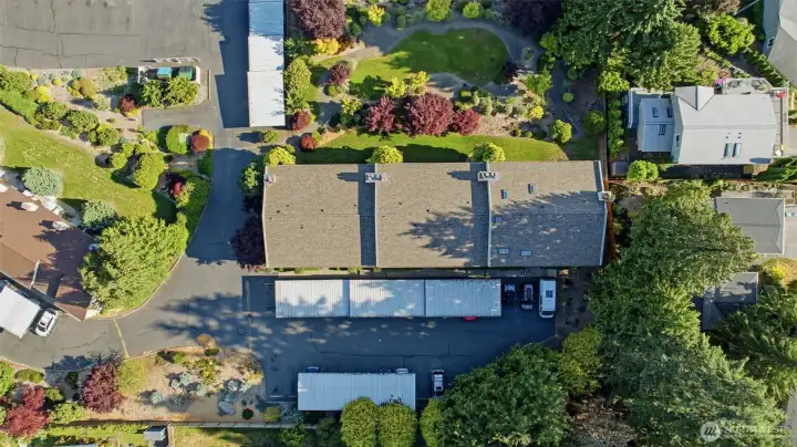 Pleasant manicured gardens throughout the community!