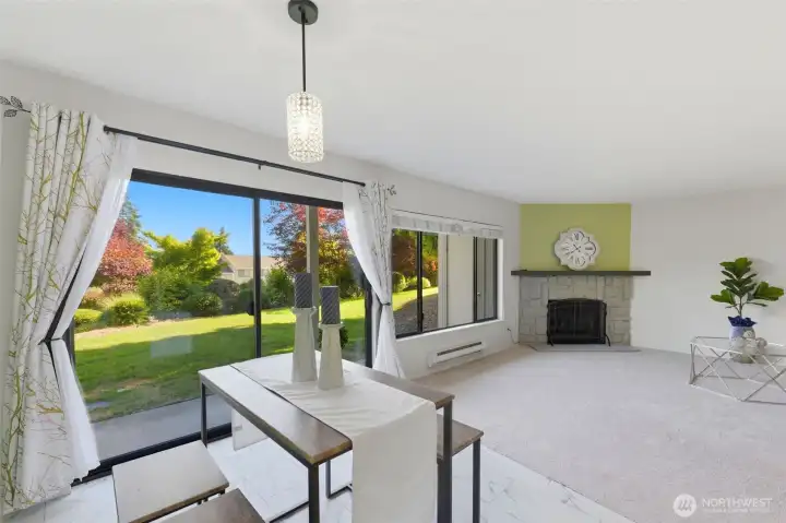 Dining room that flows into the living room