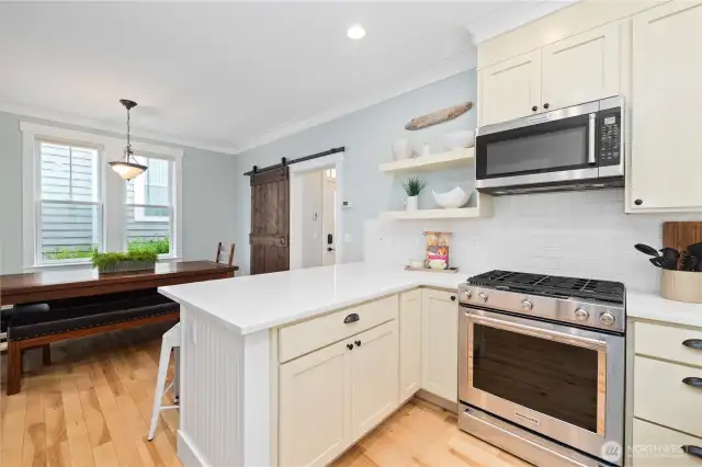 Gas Cooktop with Quartz Counters