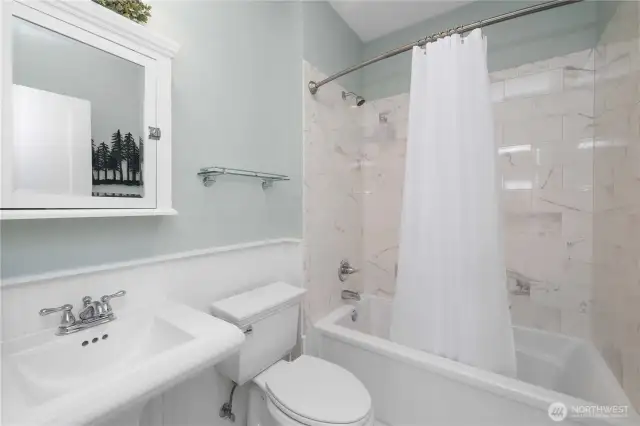 Hall Bathroom with Soaking Tub