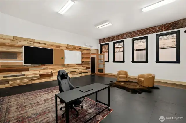 Front room with 4 windows into private liminal space. Updated with design