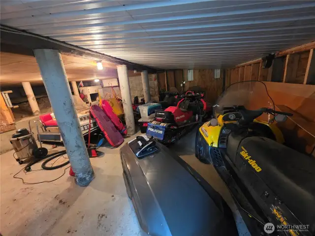 More basement photos.