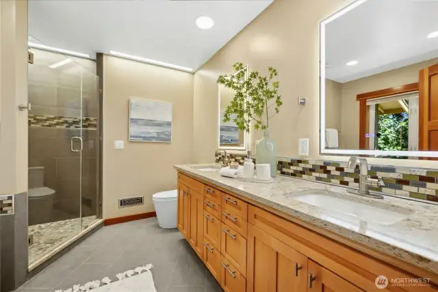 Updated Spa Like Primary Bathroom
