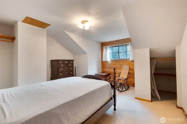 Upstairs Bedroom #3