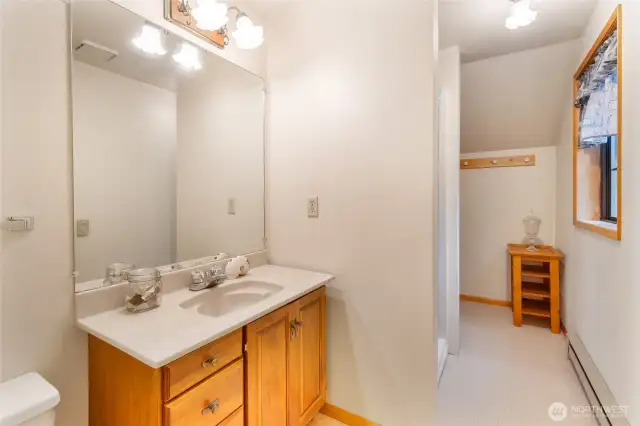 Upstairs 3/4 Bathroom