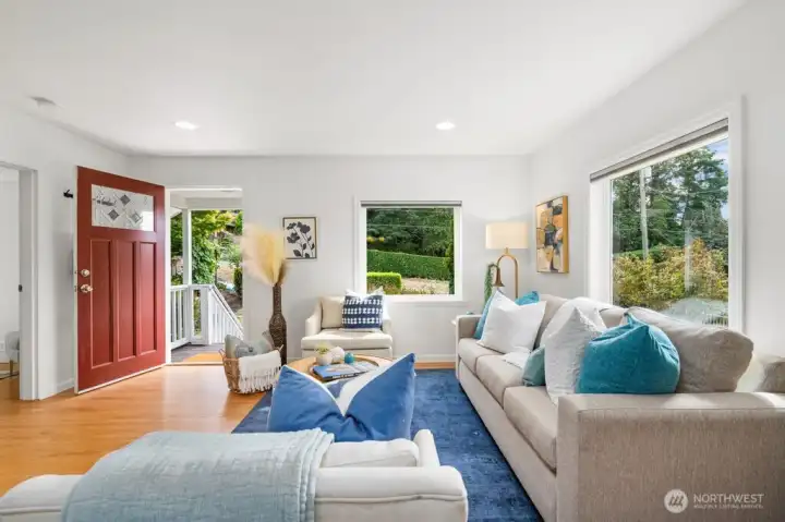 Light and Bright Entry
