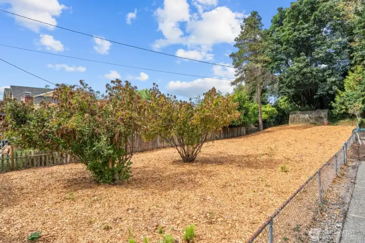 Second Tax Lot Included