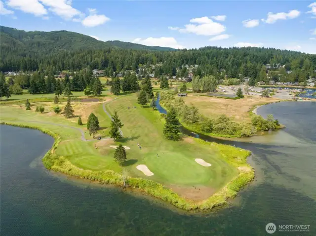 World Class 18 Hole Golf Course.