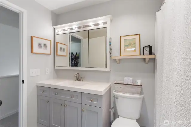 New vanity and with quartz top