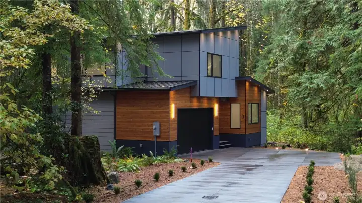 Welcome to 3 Cayuse Court - a Luxury, Modern designed home.