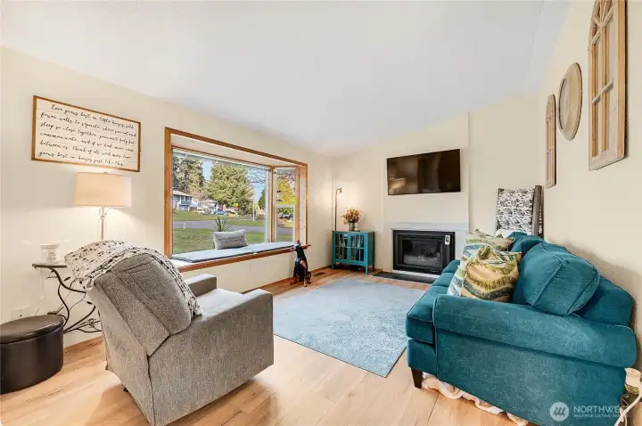 You will love the nice gas fireplace, a great focal point.