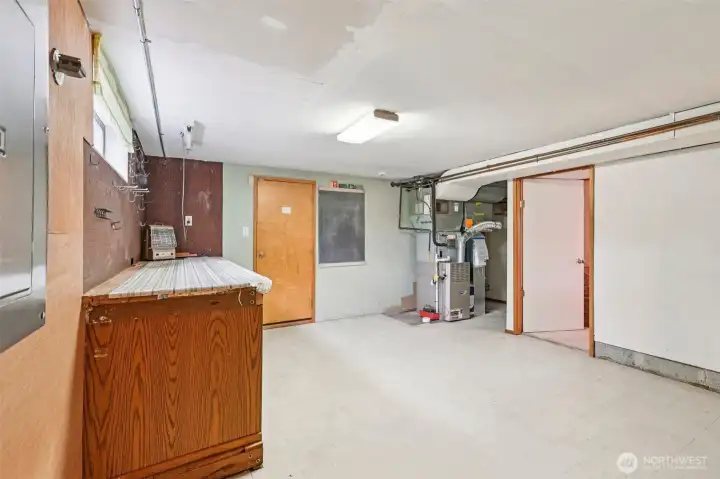 Large Shop? Hobby Space? Bonus Area with direct Garage Access.