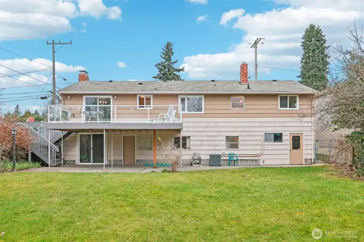 Large Flat back yard. Ready for your next adventure.