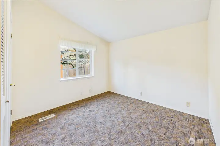 2nd bedroom - or office