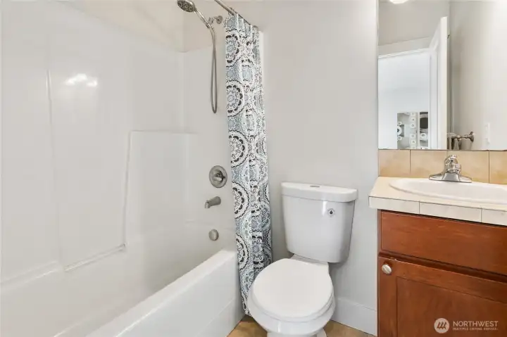 2nd Bedroom Ensuite Bath