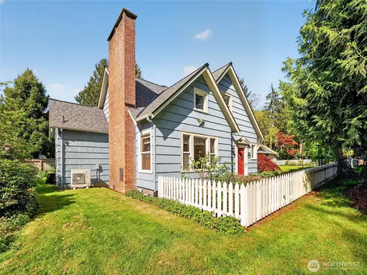 Classic Charming Farmhouse